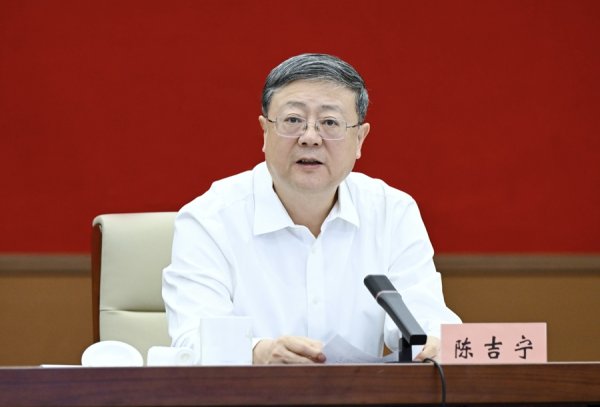 通盈配资 走在前列、作好表率！陈吉宁调研市公安局新质战斗力提升工作