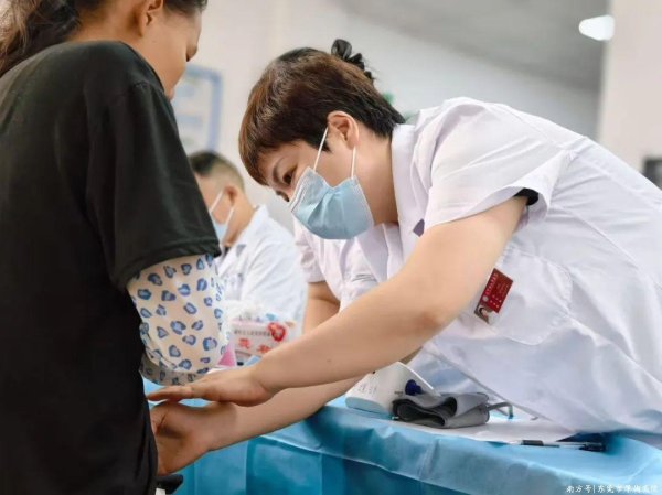 万宝优配 【粤黔协作·莞爱铜行】厚街医院杨敏护士：石阡帮扶路上的温暖守护者