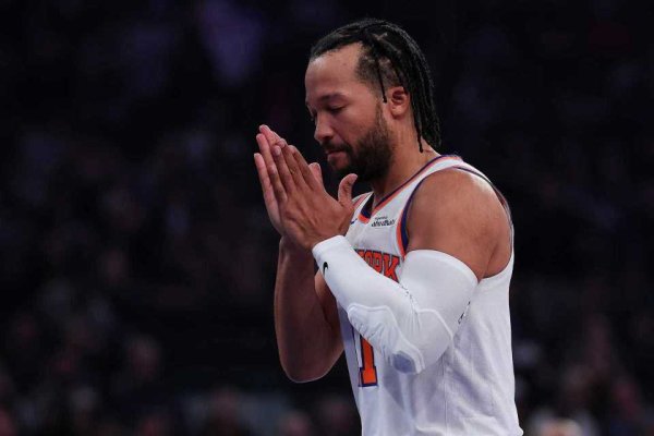 博泰配资 东部再无全胜队！尼克斯送公牛首败 布伦森9000分里程碑吉迪三双